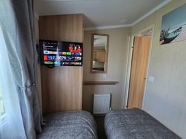 Hafan y Mor Haven - Holiday Accommodation 17704 - North Wales - 1186399 - thumbnail photo 10