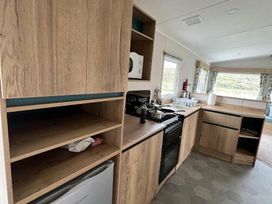 Golden Sands - Holiday Accommodation 17710 - Lincolnshire - 1186400 - thumbnail photo 7