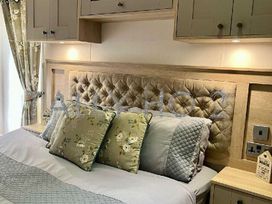 Tattershall Lakes Country Park - Holiday Accommodation 17714 - Lincolnshire - 1186402 - thumbnail photo 12