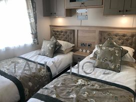 Tattershall Lakes Country Park - Holiday Accommodation 17714 - Lincolnshire - 1186402 - thumbnail photo 13