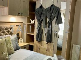Tattershall Lakes Country Park - Holiday Accommodation 17714 - Lincolnshire - 1186402 - thumbnail photo 14