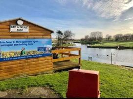 Sand Le Mere Holiday Village - Holiday Accommodation 17715 - North Yorkshire (incl. Whitby) - 1186403 - thumbnail photo 17