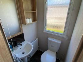 Butlins Skegness - Holiday Accommodation 17725 - Lincolnshire - 1186405 - thumbnail photo 10