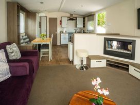 Waterside Bowleaze Cove Holiday Park - Holiday Accommodation 17732 - Dorset - 1186407 - thumbnail photo 4