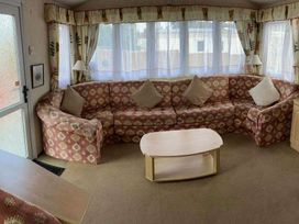 Marsh Farm Holiday Park - Holiday Accommodation 17735 - Norfolk - 1186408 - thumbnail photo 1