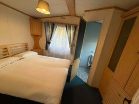 Marsh Farm Holiday Park - Holiday Accommodation 17736 - Norfolk - 1186409 - thumbnail photo 4