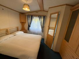 Marsh Farm Holiday Park - Holiday Accommodation 17736 - Norfolk - 1186409 - thumbnail photo 8