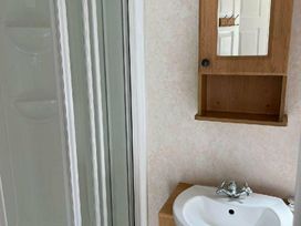 Marsh Farm Holiday Park - Holiday Accommodation 17737 - Norfolk - 1186410 - thumbnail photo 7