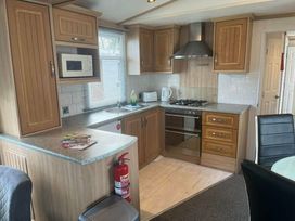 Marsh Farm Holiday Park - Holiday Accommodation 17738 - Norfolk - 1186411 - thumbnail photo 2