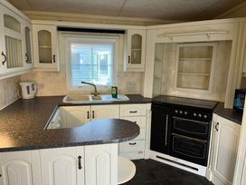 Marsh Farm Holiday Park - Holiday Accommodation 17743 - Norfolk - 1186414 - thumbnail photo 3