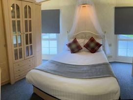Marsh Farm Holiday Park - Holiday Accommodation 17743 - Norfolk - 1186414 - thumbnail photo 5