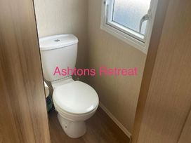 Wild Duck Holiday Park - Holiday Accommodation 17750 - Norfolk - 1186417 - thumbnail photo 6