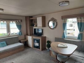 Marton Mere Holiday Village - Holiday Accommodation 17751 - Lake District - 1186418 - thumbnail photo 2
