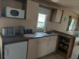 Marton Mere Holiday Village - Holiday Accommodation 17751 - Lake District - 1186418 - thumbnail photo 13