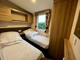 Lydstep Beach - Holiday Accommodation 17757 - South Wales - 1186419 - thumbnail photo 4