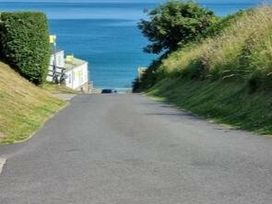 Lydstep Beach - Holiday Accommodation 17757 - South Wales - 1186419 - thumbnail photo 8