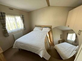 Unity Holiday Resort - Holiday Accommodation 17762 - Somerset & Wiltshire - 1186421 - thumbnail photo 4