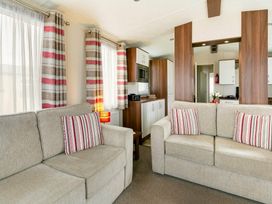 Hoburne Blue Anchor - Holiday Accommodation 17783 - Devon - 1186427 - thumbnail photo 4