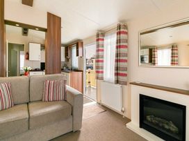 Hoburne Blue Anchor - Holiday Accommodation 17783 - Devon - 1186427 - thumbnail photo 6
