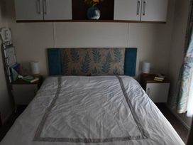 Kelling Heath Holiday Park - Holiday Accommodation 17786 - Norfolk - 1186428 - thumbnail photo 7