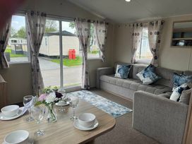Flamingo Land Holiday Park - Holiday Accommodation 17804 - North Yorkshire (incl. Whitby) - 1186433 - thumbnail photo 4