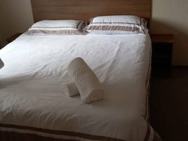 Newquay Holiday Park - Holiday Accommodation 17810 - Cornwall - 1186436 - thumbnail photo 4