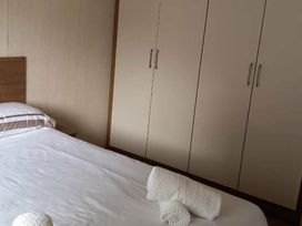 Newquay Holiday Park - Holiday Accommodation 17810 - Cornwall - 1186436 - thumbnail photo 5