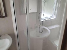 Newquay Holiday Park - Holiday Accommodation 17810 - Cornwall - 1186436 - thumbnail photo 8