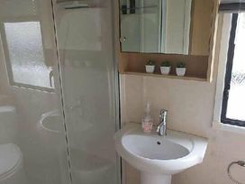 Hopton Holiday Village - Holiday Accommodation 17811 - Suffolk & Essex - 1186437 - thumbnail photo 5