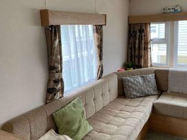 Trecco Bay - Holiday Accommodation 17829 - Somerset & Wiltshire - 1186441 - thumbnail photo 4