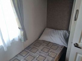 Doniford Bay - Holiday Accommodation 17836 - Devon - 1186443 - thumbnail photo 3