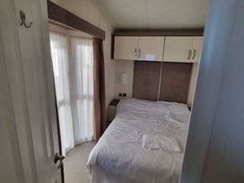 Doniford Bay - Holiday Accommodation 17836 - Devon - 1186443 - thumbnail photo 18