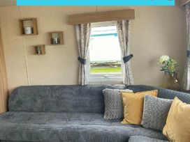 Edwards Leisure Park - Holiday Accommodation 17855 - North Wales - 1186447 - thumbnail photo 2
