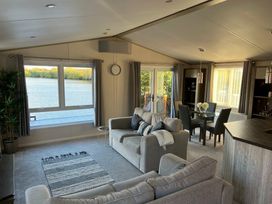 Tattershall Lakes Country Park - Holiday Accommodation 17857 - Lincolnshire - 1186448 - thumbnail photo 1
