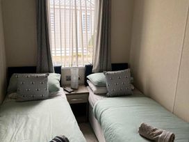 Tattershall Lakes Country Park - Holiday Accommodation 17857 - Lincolnshire - 1186448 - thumbnail photo 6