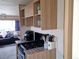 Reighton Sands Holiday Park - Holiday Accommodation 17858 - North Yorkshire (incl. Whitby) - 1186449 - thumbnail photo 9