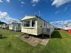 Seaview Caravan Park - Holiday Accommodation 17864 - Lincolnshire - 1186451 - thumbnail photo 1