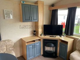 Seaview Caravan Park - Holiday Accommodation 17864 - Lincolnshire - 1186451 - thumbnail photo 7