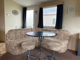 Seaview Caravan Park - Holiday Accommodation 17864 - Lincolnshire - 1186451 - thumbnail photo 9