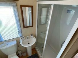 Golden Palm Resort - Holiday Accommodation 17871 - Lincolnshire - 1186453 - thumbnail photo 7