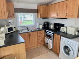 Golden Palm Resort - Holiday Accommodation 17874 - Lincolnshire - 1186455 - thumbnail photo 3