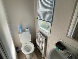 Golden Palm Resort - Holiday Accommodation 17878 - Lincolnshire - 1186458 - thumbnail photo 7