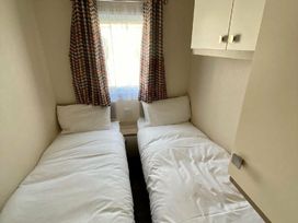 Golden Palm Resort - Holiday Accommodation 17882 - Lincolnshire - 1186461 - thumbnail photo 6