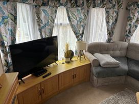 Aberystwyth Holiday Village - Holiday Accommodation 17908 - Mid Wales - 1186468 - thumbnail photo 2