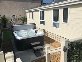 Golden Sands Kinmel Bay - Holiday Accommodation 17918 - North Wales - 1186472 - thumbnail photo 3