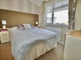 Waterside, Paignton - Holiday Accommodation 17933 - Devon - 1186479 - thumbnail photo 8
