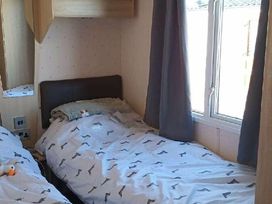 Golden Palm Resort - Holiday Accommodation 17951 - Lincolnshire - 1186481 - thumbnail photo 10