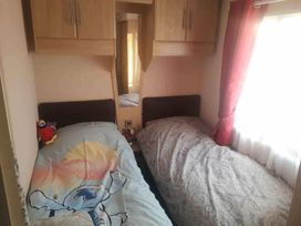 Golden Palm Resort - Holiday Accommodation 17951 - Lincolnshire - 1186481 - thumbnail photo 11