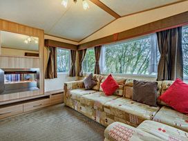 Sandhills Caravan Park - Holiday Accommodation 17977 - Hampshire - 1186485 - thumbnail photo 4