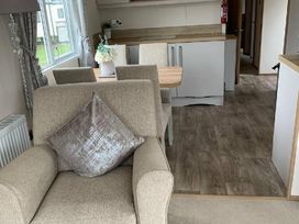 Hafan y Mor Haven - Holiday Accommodation 17980 - North Wales - 1186486 - thumbnail photo 7